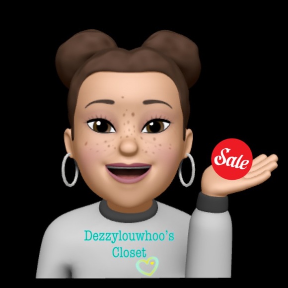 Meet your Posher, @dezzy.lou.whoo - Picture 3 of 3